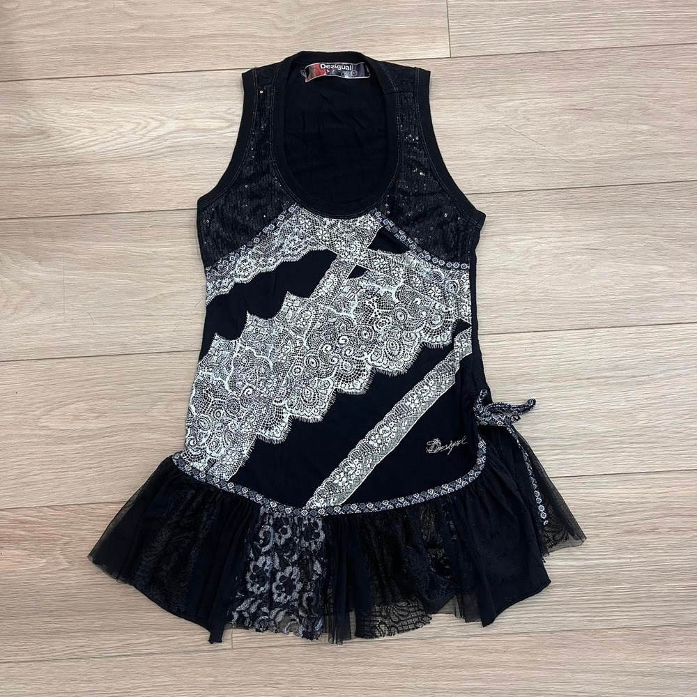 Desigual‎ Black Sleeveless Top Lace Patchwork Sequin Side Ruffle Women M Fairy